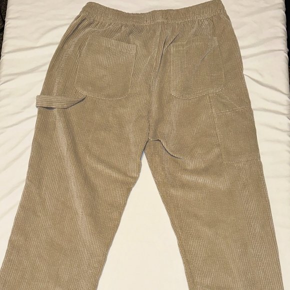 Chic Forever 21 Corduroy Pants in Taupe, Size M - Picture 2 of 2